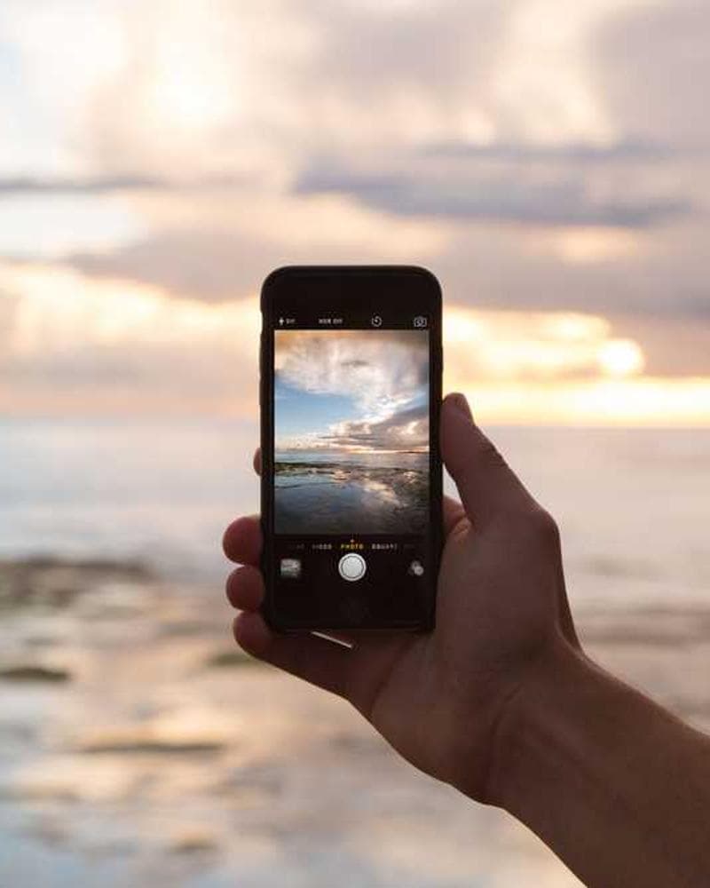 Modern architecture representing solid principles